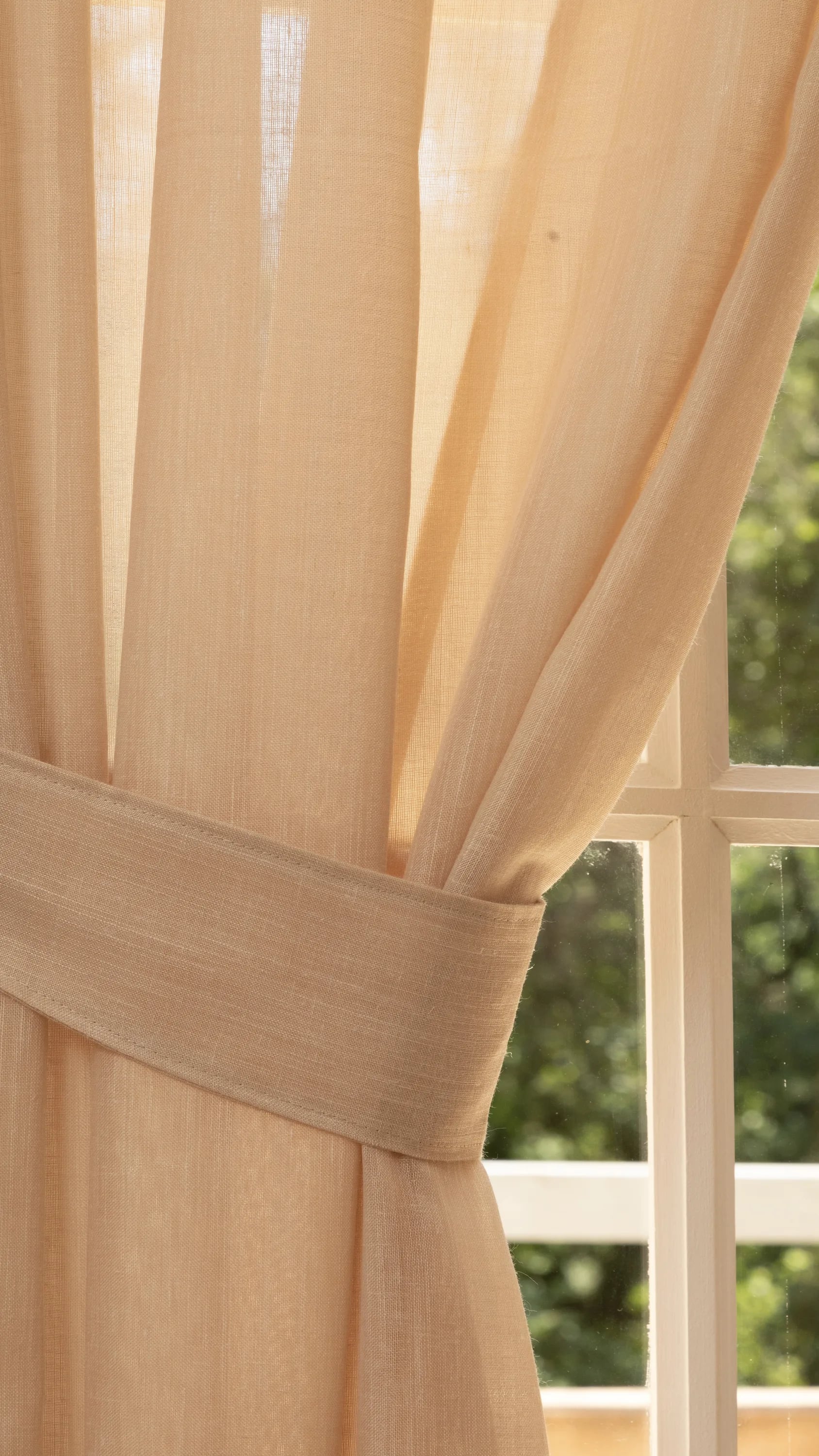 Découvrez notre sélection d’accessoires pour rideaux, conçus pour compléter votre installation avec élégance et efficacité. 
Tringles, rails, supports ou crochets.
